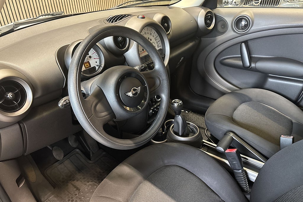 MINI Countryman One Panorama