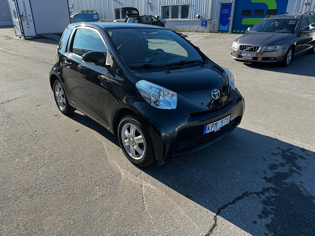 Toyota iQ 1.0 VVT-i Super CVT?i Euro 4