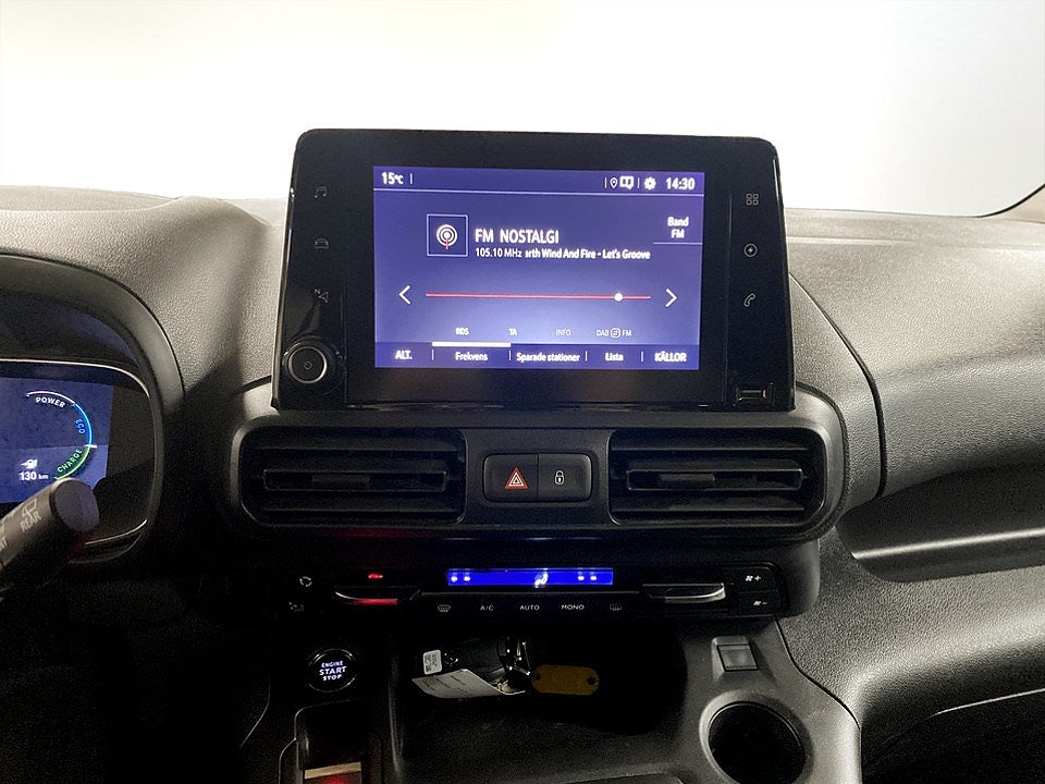 Bild på Opel COMBO-E Life Premium 50kWh 136hk Aut L1 - B-KAMERA, PANO