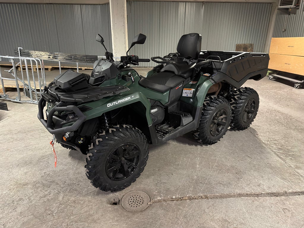 Can-Am Outlander max 6x6 XU+ 650 -24 Momsad!