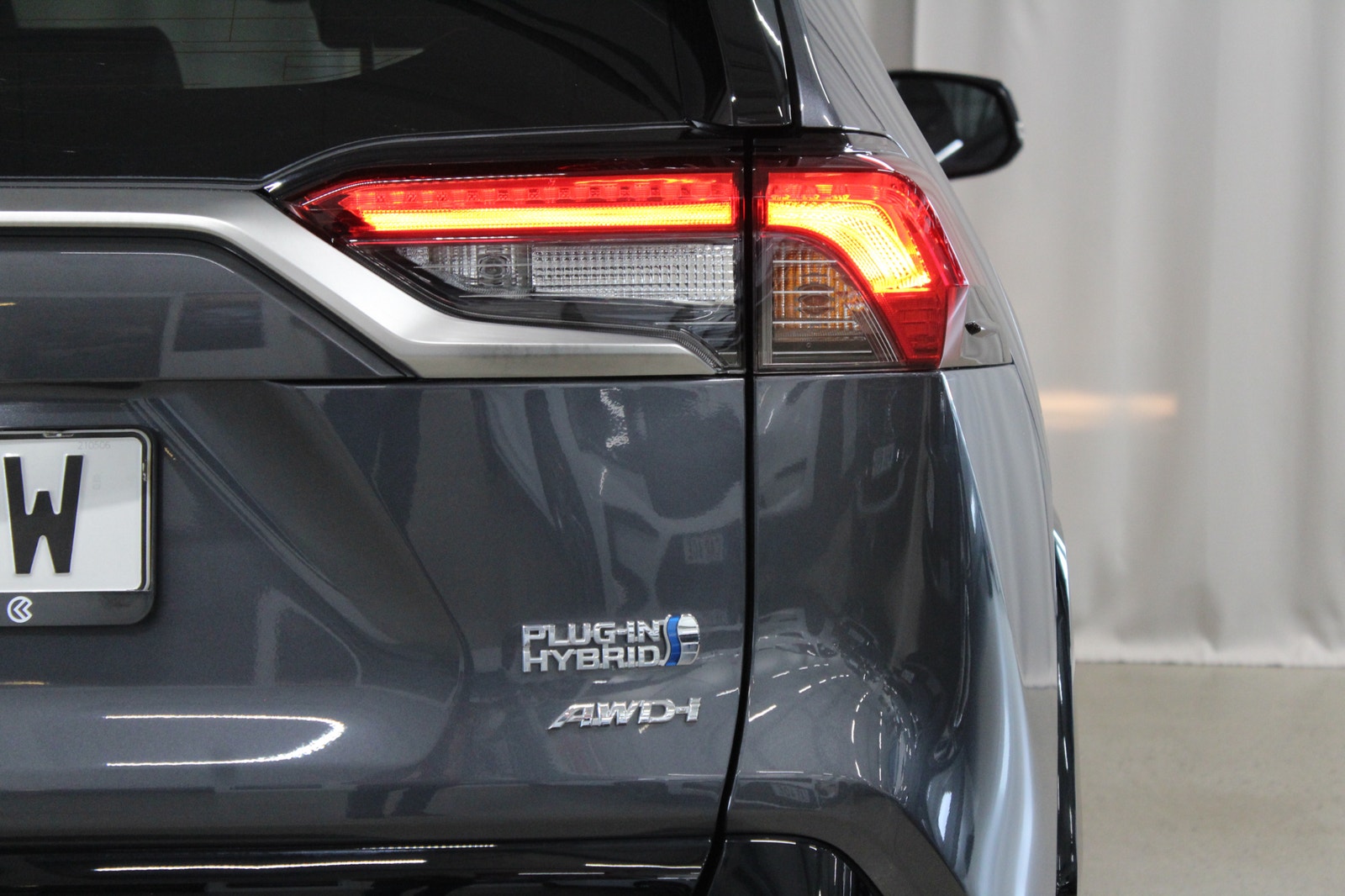 Toyota RAV4 Plug-in Hybrid E-CVT Launch Edition, Drag, B-Kamera 2021 - miniatyr 14