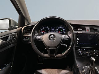 Volkswagen Golf Alltrack 1.8 TSI 4Motion Alltrack Pvärm Drag Kamera CarPlay SoV – bild 9