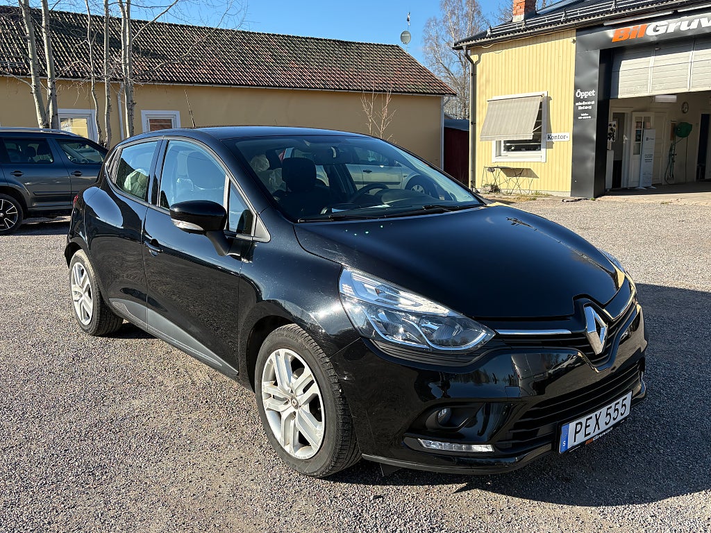 Renault Clio 0.9 TCe Zen 1 ägare/2.800 Mil