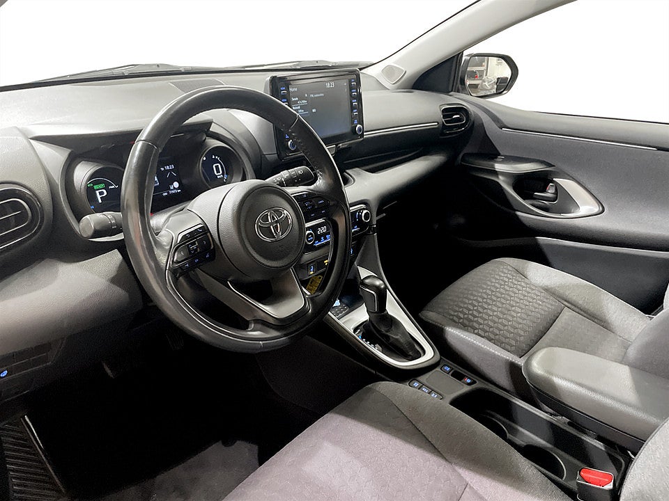 Bild på Toyota Yaris Active Plus Hybrid CVT 116hk Aut - B-KAMERA, CARPLAY