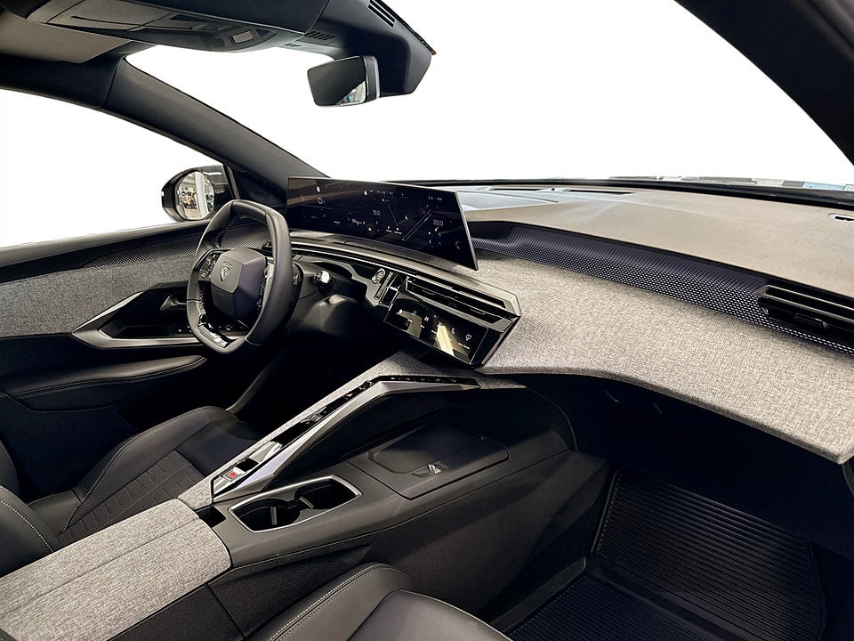 Bild på Peugeot 5008 GT Hybrid 145hk Aut KAMPANJ BRÄNSLE INGÅR