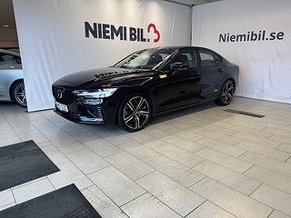 Volvo S60 PLUG-IN T8 AWD R-Design/M-värm/Panorama/Navi/H&K