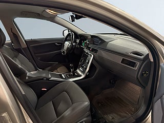 Volvo V70 T4F Kamrem bytt Drag Mvärm Farthållare S/V-hjul – bild 10