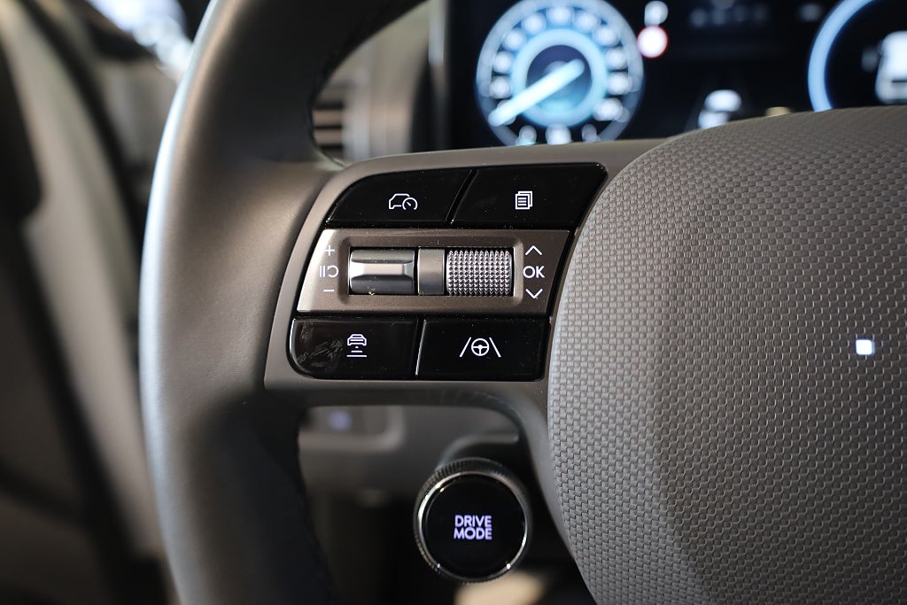 Hyundai Inster Cross Long Range Navi Kamera Leasbar CarPlay 2025