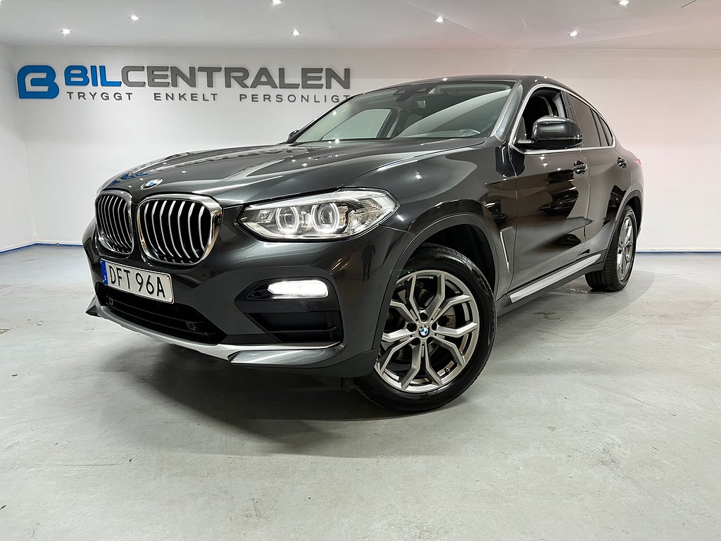 BMW X4 xDrive20i Steptronic GPS X-Line S&V däck