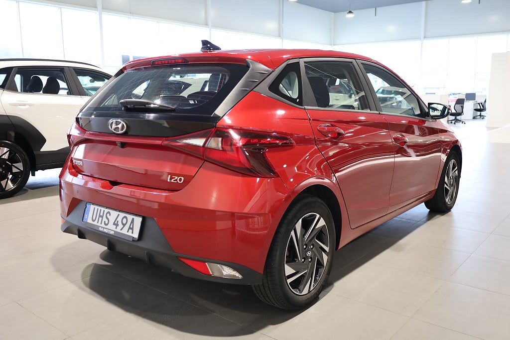 Hyundai i20 1.0 T-GDI DCT 100HK Essential Kamera Rattvärme