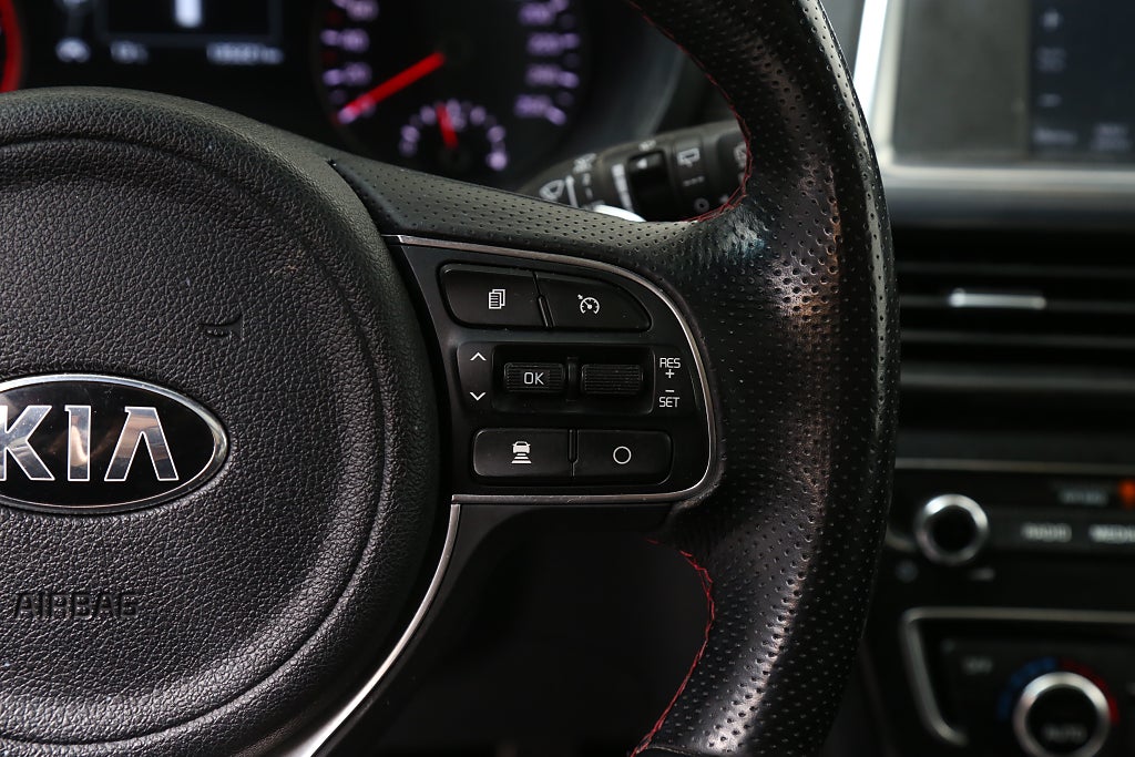 Kia Optima 1,7 Diesel GT-Line Sport Wagon H/K Skinn Panorama 2017