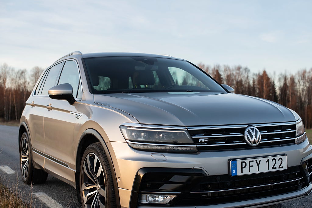 Volkswagen Tiguan 2.0 TDI 190HK 4MOTION R-LINE FRI HEMLEVERANS TOPPSKICK