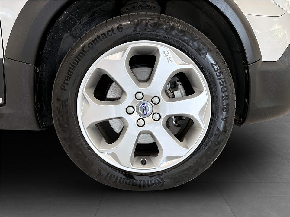 Bild på Volvo XC70 Summum D4 181hk Aut AWD ELSTOL P-SENSORER NAVI