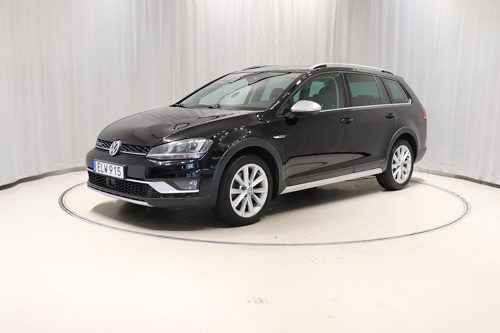 Volkswagen Golf Alltrack 1.8 TSI 180Hk Aut 4x4 Drag Kamera Värmare