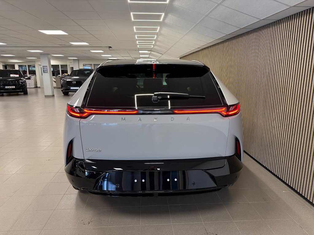 Mazda CX-6e 78 kWh, 258ps, 2026