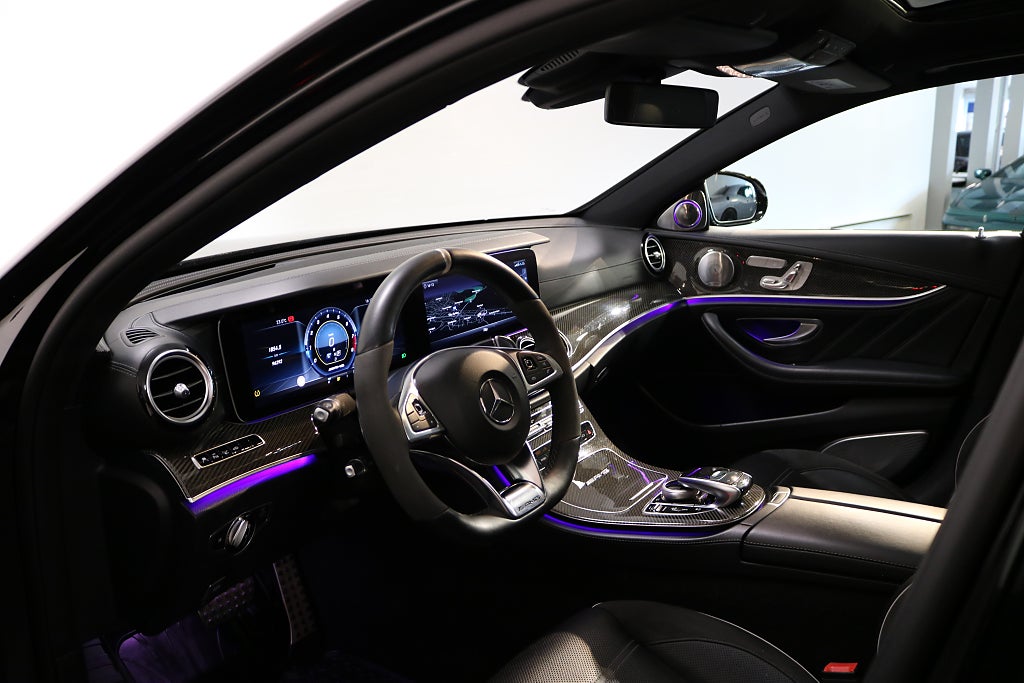 Mercedes-Benz E 2018 - miniatyr 7