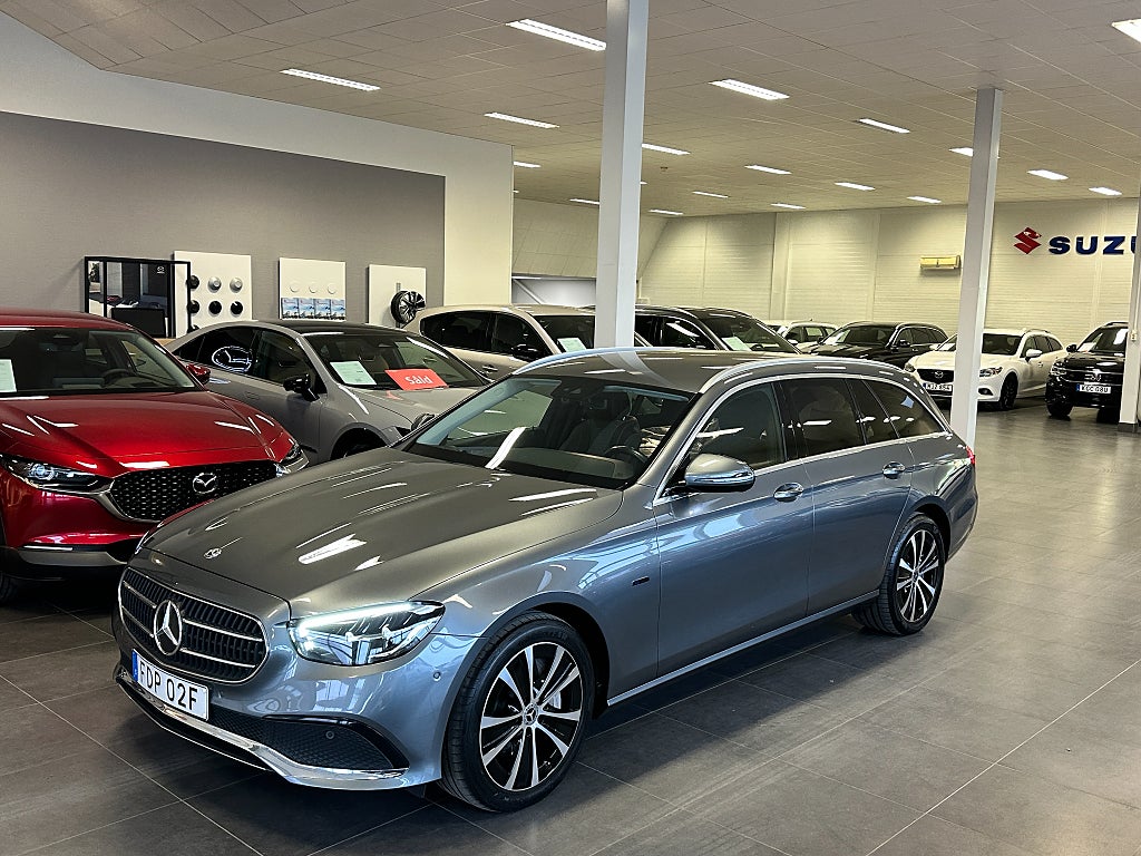 Mercedes-Benz E 300 T de Plug-in Avantgarde, Drag, Backkamera, V-Hjul 
