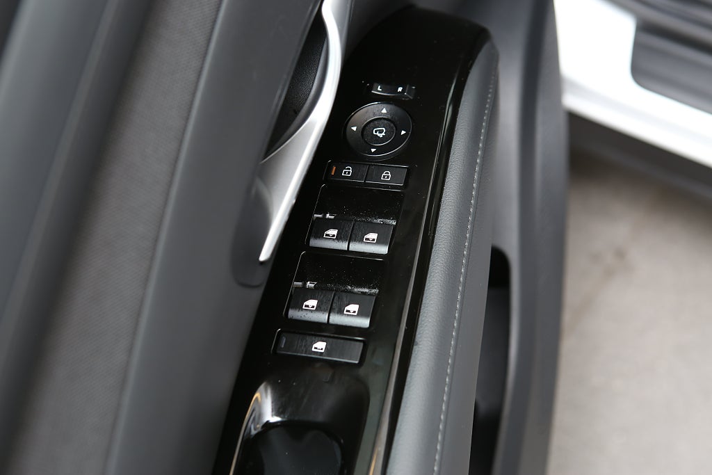 Hyundai Tucson Essential MHEV Automat Navi Kamera Keyless PDC 2025