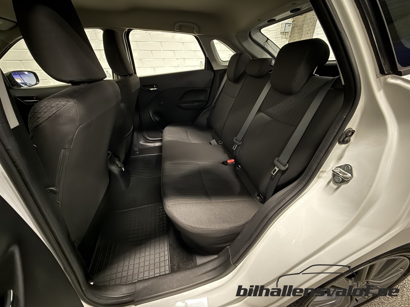 Suzuki Baleno 1.0 Boosterjet Select 2017, photo 5/10