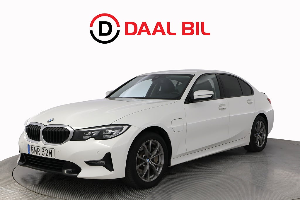 BMW 330e SEDAN 292HK SPORT LINE NAVI P-SENS NFC COCKPIT HI-FI 