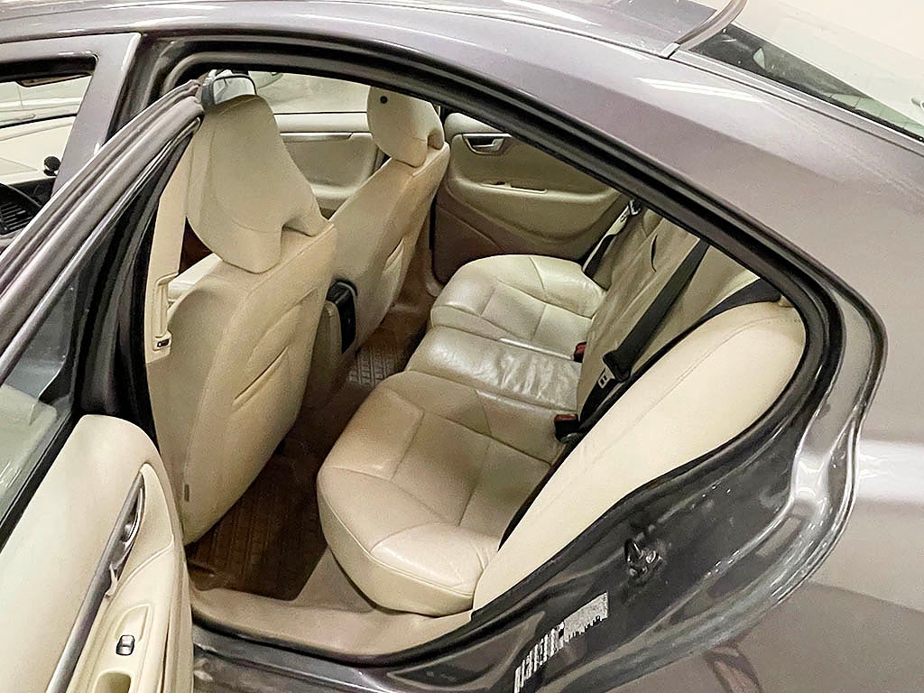 Volvo S60 2,4 140Hk Bensin 30L (Gas pluggat)