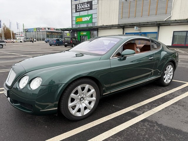 Bentley Continental GT 6.0 W12 Automat, 560hk