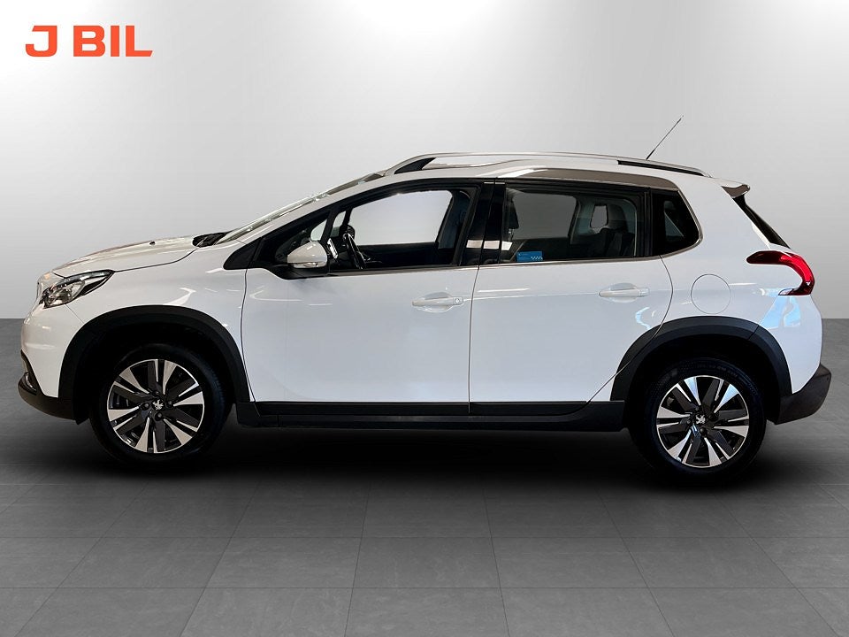 Bild på Peugeot 2008 Allure 1.2 PT 82hk - B-KAMERA, CARPLAY