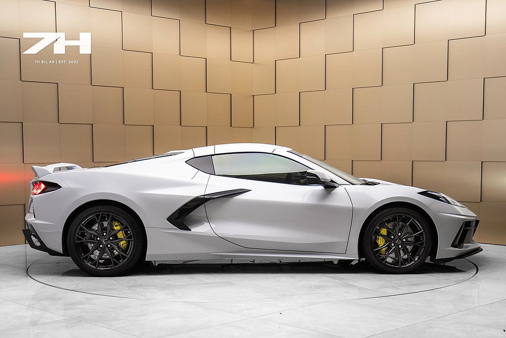 Chevrolet Corvette Stingray 3LT Z51 Targa / HuD / 360° / Lift / GT2 Bucket