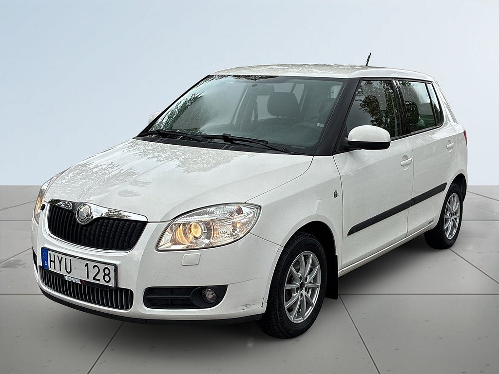 Skoda Fabia 1.2 Ambiente SoV-Däck/Värmare/Kamkedja