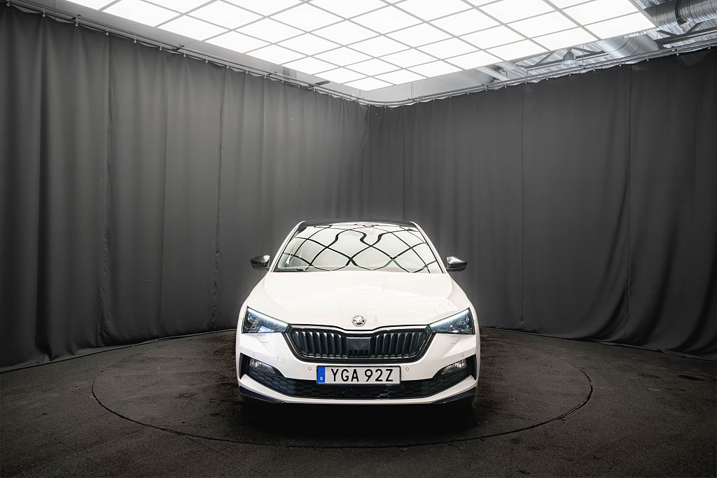 Skoda Scala TSI MONTE CARLO PANO DRAG KAMERA CARPLAY MOMS