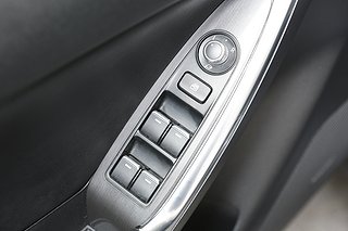 SUV Mazda CX-5 10 av 25