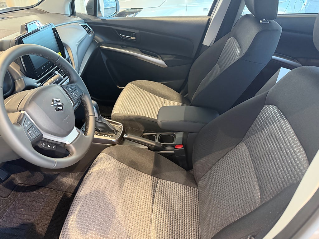 Suzuki S-Cross Hybrid Aut 3 års fri service - bild 10