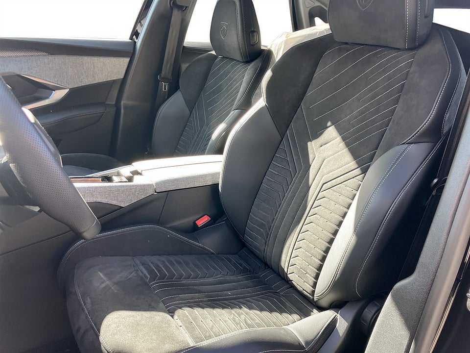 Bild på Peugeot 3008 GT Hybrid 145hk Aut B-KAMERA CARPLAY