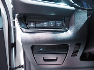 SUV Mazda CX-30 15 av 21