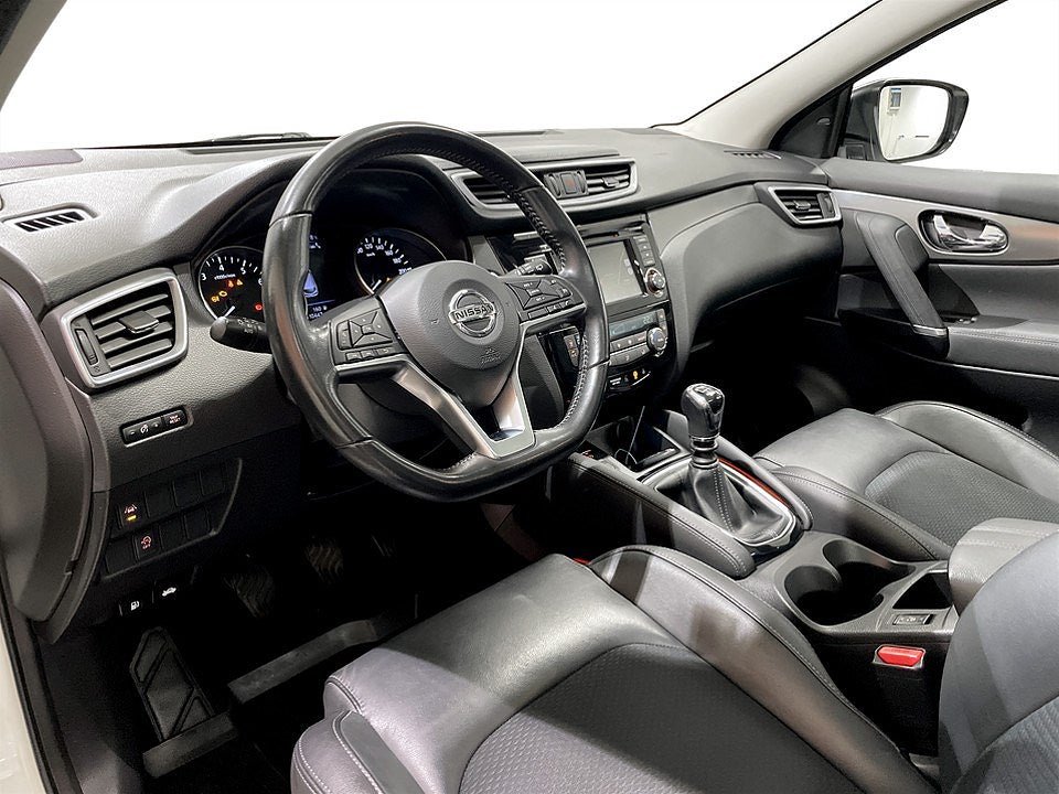 Bild på Nissan Qashqai Tekna 1.3 DIG-T 140hk - 360,PANO,NAV