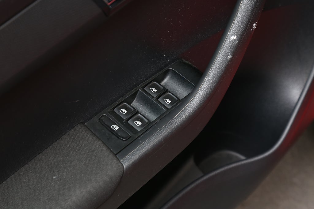 Skoda Fabia 1,2 TSI Style 90hk Kombi Motorvärmare 2016