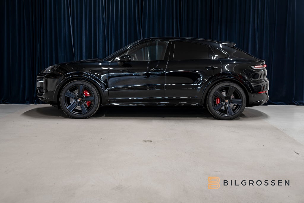 Porsche Cayenne GTS Coupé Kolfiber Burmester P-Disp Bakaxelst MOMS