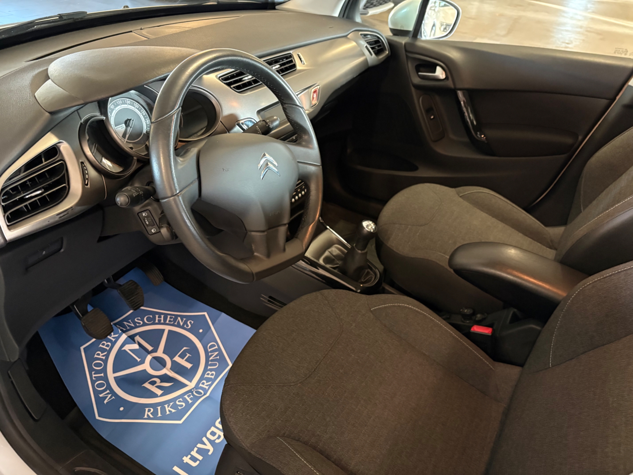 Citroen C3 1.2 PureTech VTi 2015, bild 5/35