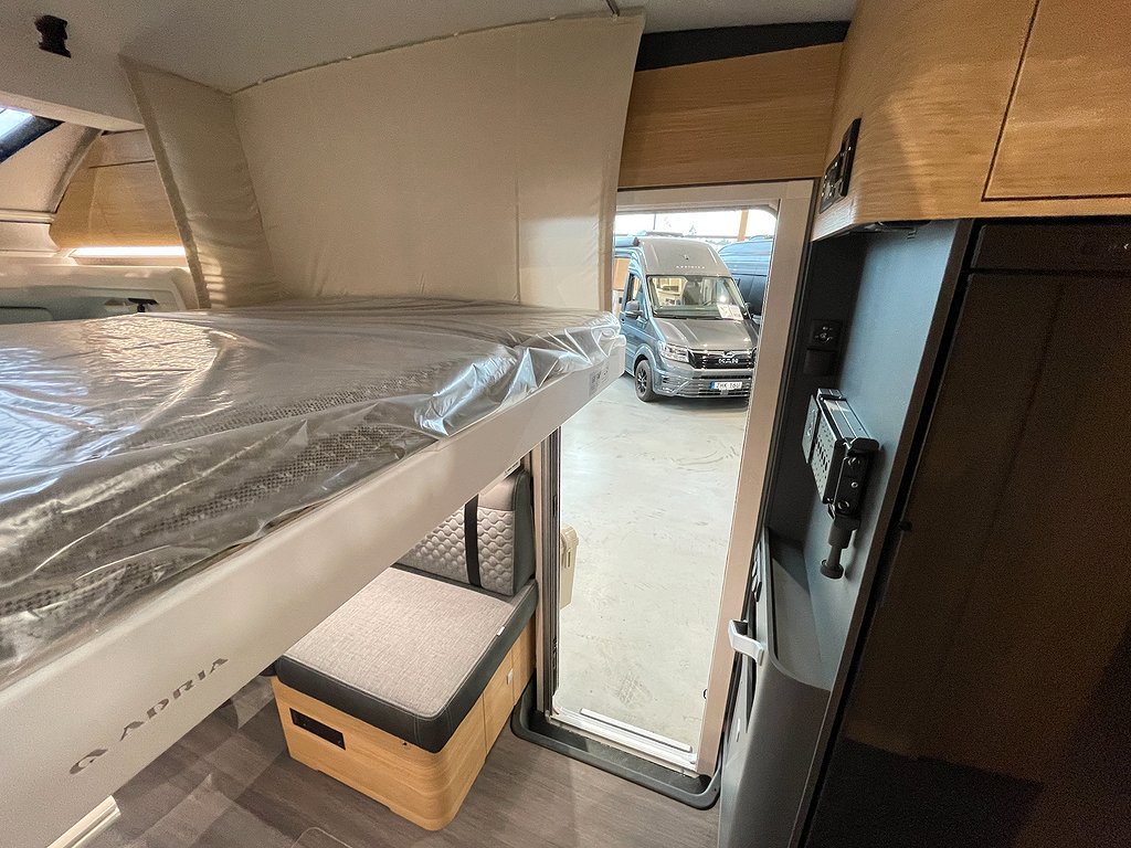 Adria Matrix Plus 670 DL / ALDE / Taksäng / Automat / F2F /  - Adria