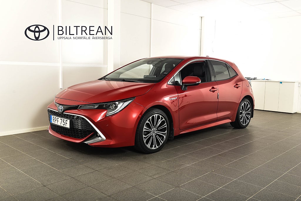 Toyota Corolla 1,8 Elhybrid Executive Head-Up Drag M&K-Värm Backkamera