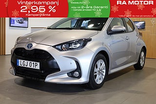 Halvkombi Toyota Yaris 1 av 19