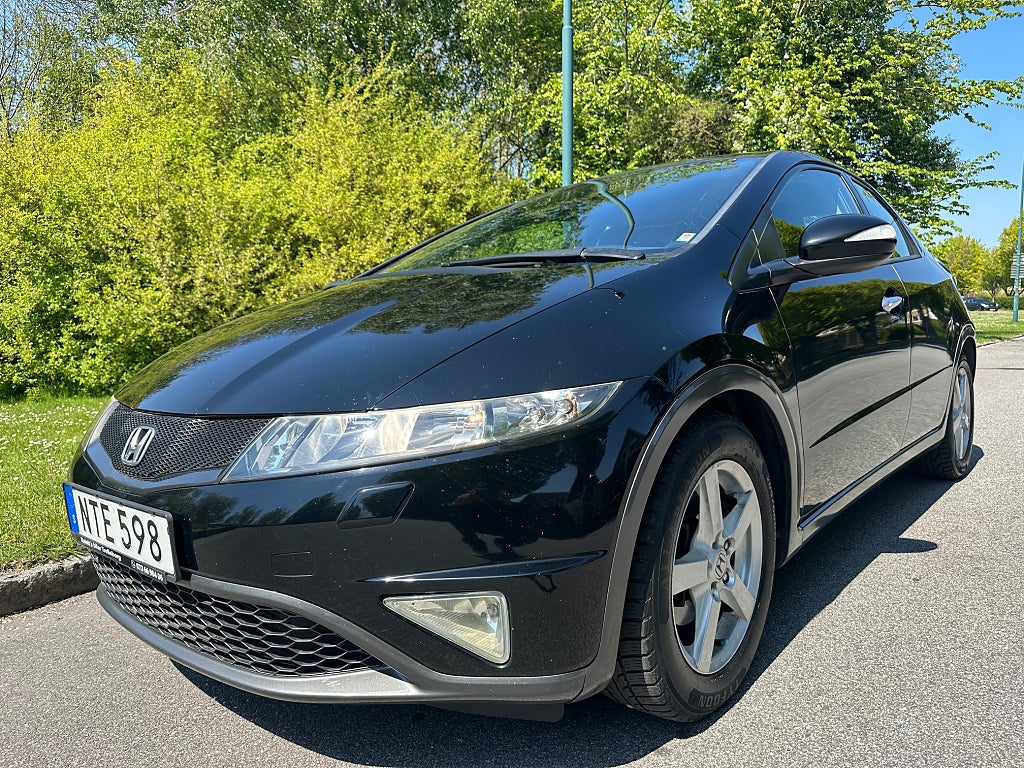 Honda Civic 5-dörrar 1.8 i-VTEC Sport Euro 5