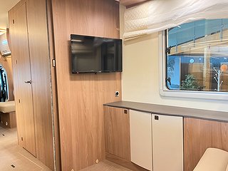 Husbil-halvintegrerad Bürstner Harmony Line T 744 19 av 26