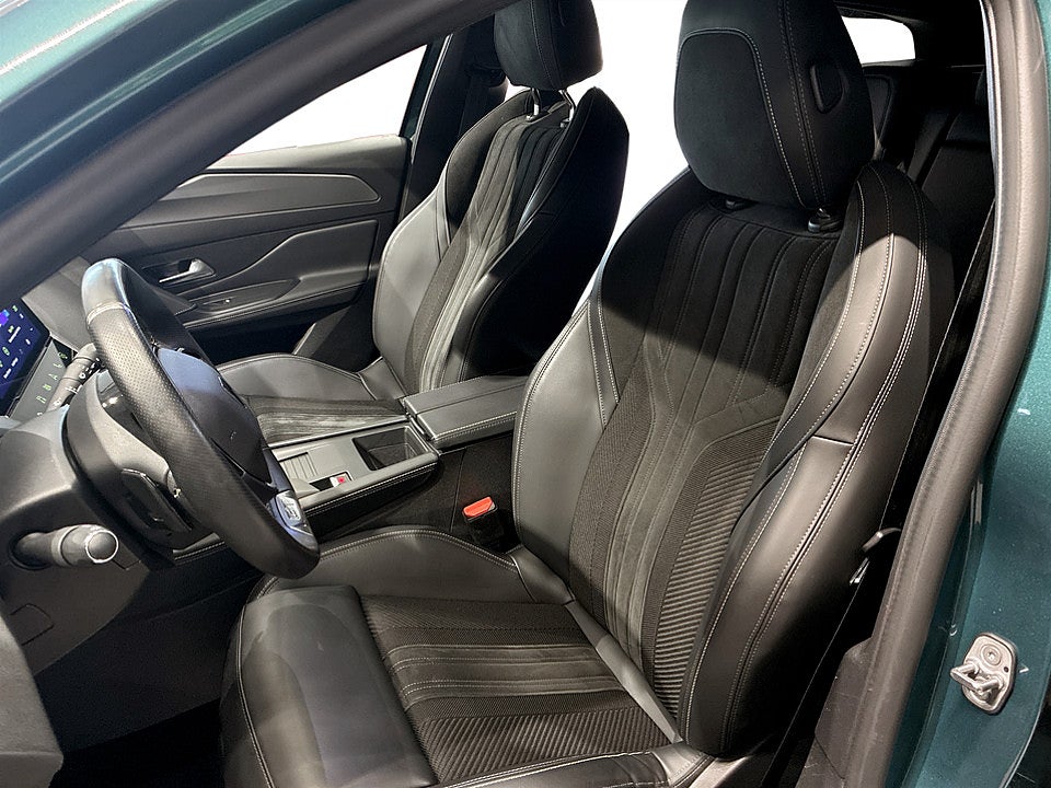 Bild på Peugeot 308 SW GT 1.2 PT 130hk Aut ELSTOL B-KAMERA NAVI
