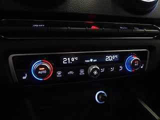 Halvkombi Audi A3 18 av 23