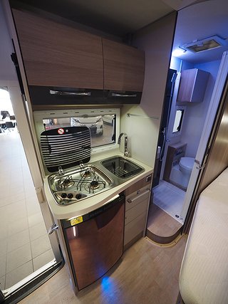 Husbil-halvintegrerad Chausson Flash 515 6 av 15