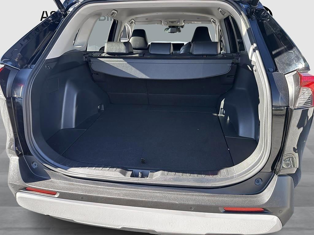 Toyota RAV4 2023 - miniatyr 11
