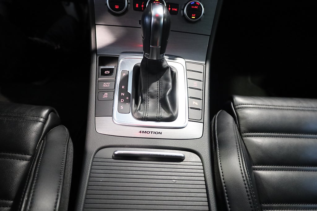 Volkswagen Passat 2.0 TDI AUT 4Motion GT Drag Värmare Kamera Läder 2014