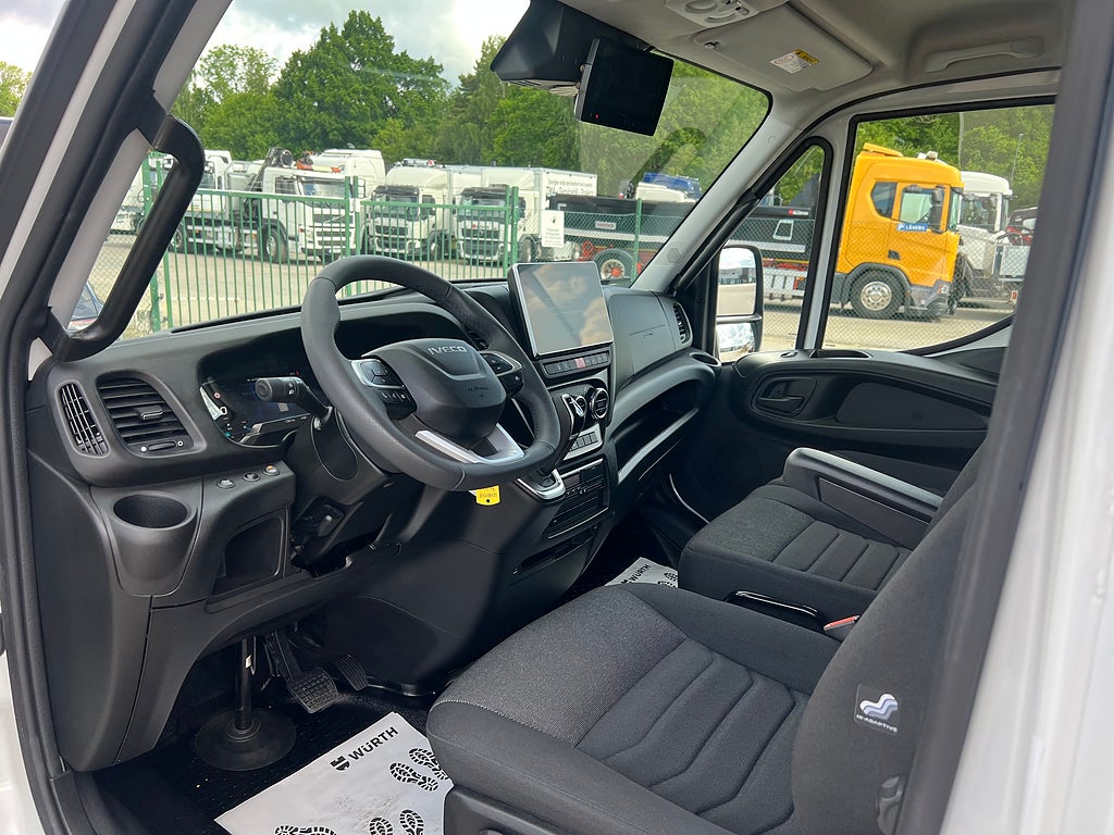 Iveco Daily 72C14G A8 CNG Skåpbil med Z-Lift