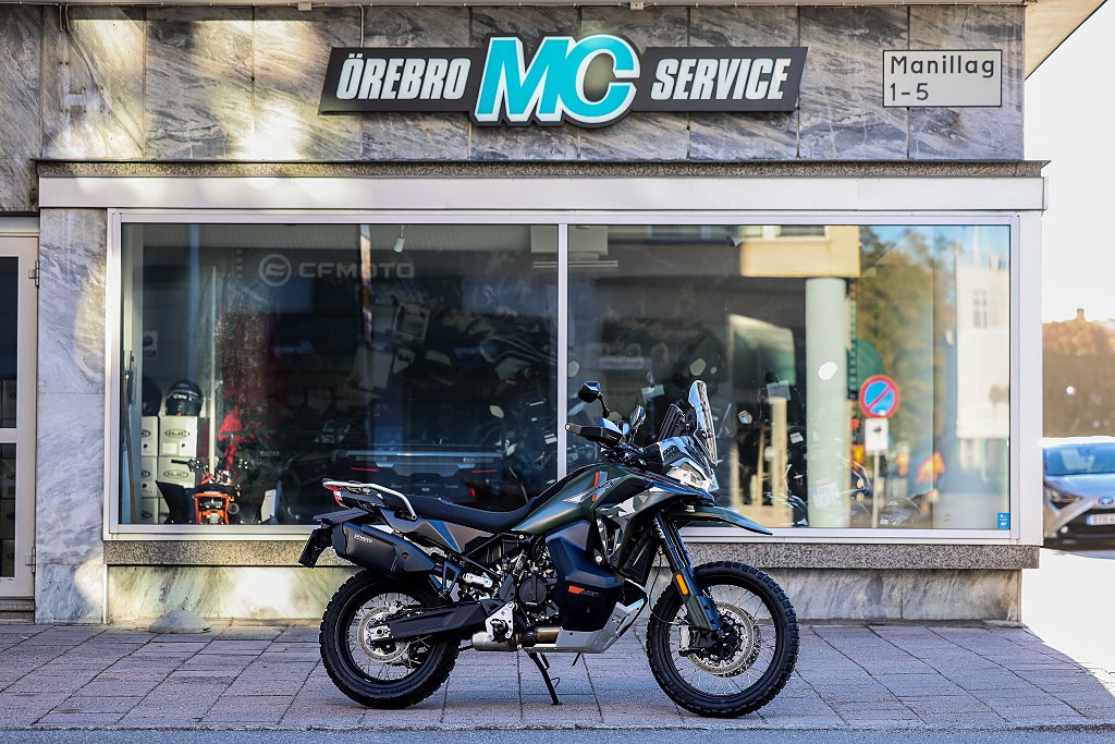 CFMOTO 1000 MT-X Grön - Hög 870mm sadelhöjd DEMO